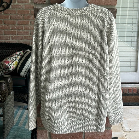 LOU & GREY NWT Tweedy Sweatshirt Sweater Black White Soft Knit Medium - Picture 2 of 11